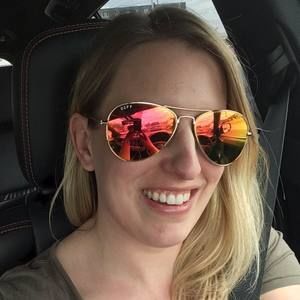 Meet your Posher, Tiffany